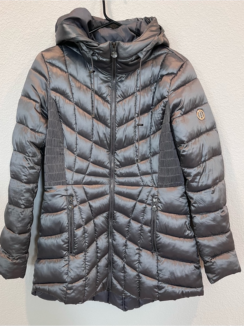 Bernardo Women's Shiny Charcoal Quilted Hooded Puffer Coat